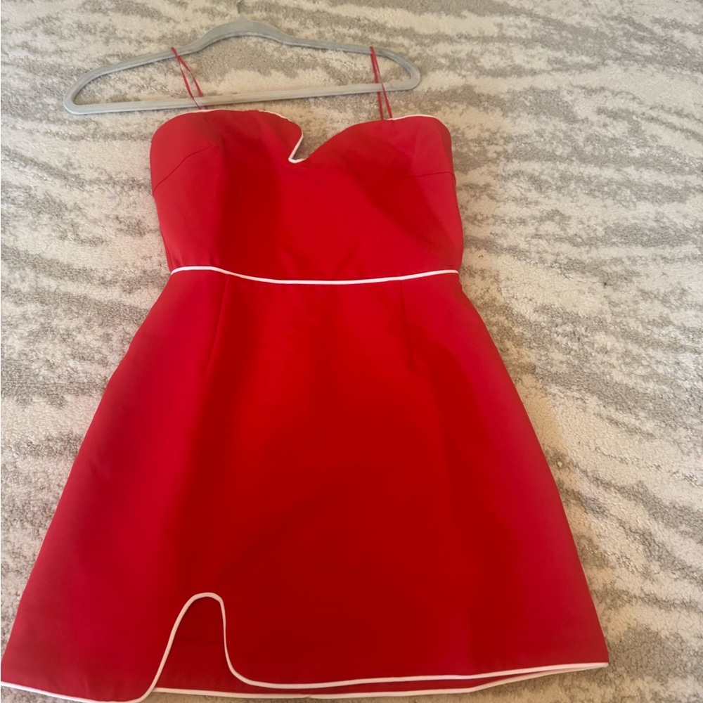 Elegant Red Strapless Mini Dress